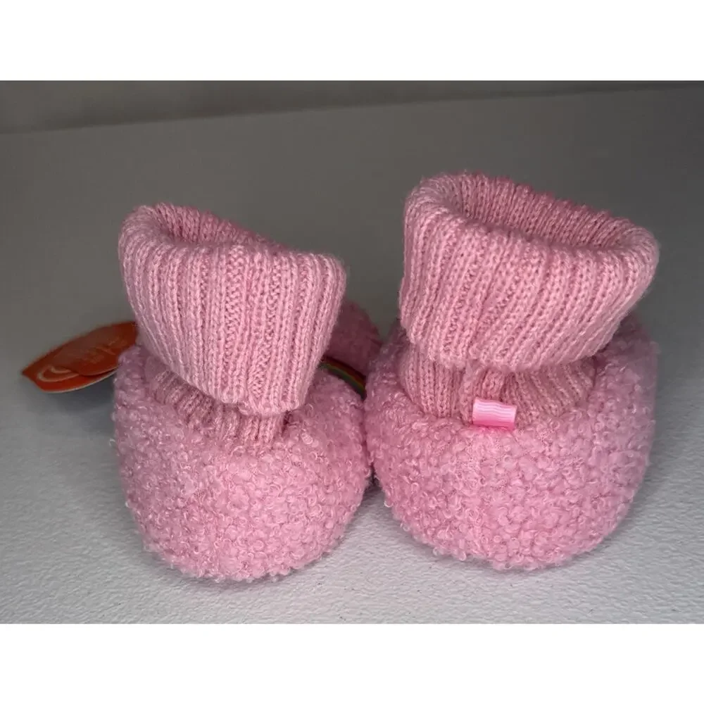 Wonder Nation Baby Girl Rainbow Slippers Pink, Size 4